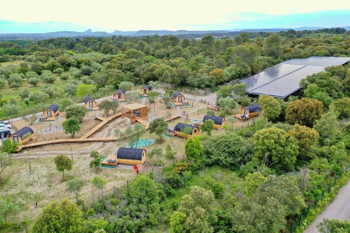 Hotel Les Prés du Roi Sommières Esterno foto